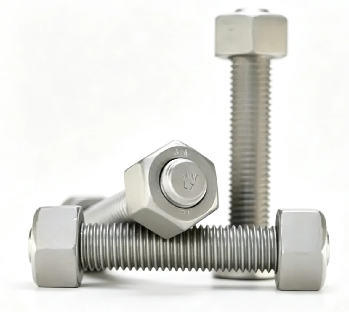 ASTM A320 L7 & L7M Stud Bolts (ASTM A320/A320M Grade L7 / Grade L7M) - L7 / L7M - ASTM A320 Grade L7 / L7M chromium-molybdenum alloy steel - threaded stud geometry with prepared ends; additional product view 3